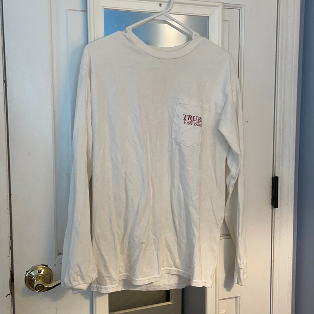 White Turo Vineyards shirt